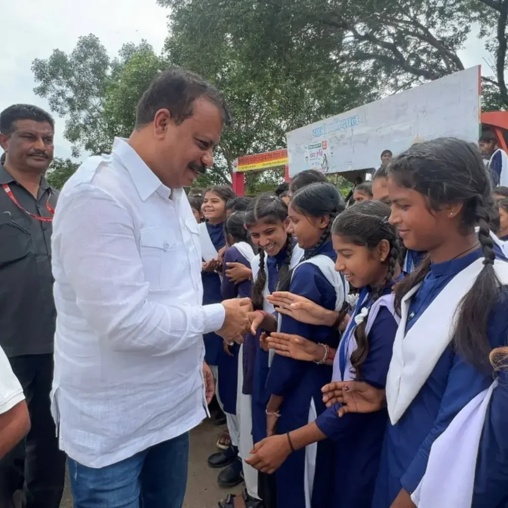 - आज विधानसभा गंधवानी के जीराबाद ब्लॉक में शासकीय